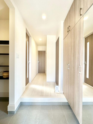 ���ց@�Ƒ��̋A��₨�q�l�������������}���錺��  