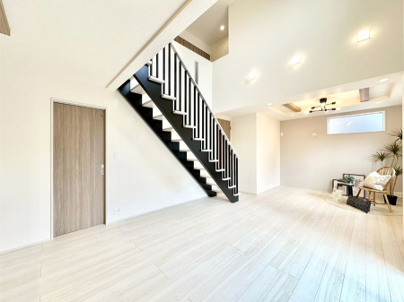 ���r���O�@���r���O�K�i���Ƒ��̏Ί�Ɖ�b���Ȃ��ł���܂�  