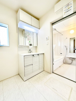 ���ʑ�E���ʏ��@�������̂�����K��Ԃł��B�����̐g�x�x���C�����ǂ����g�������܂��B 