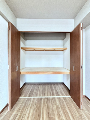 ���[�@�����Ղ�̎��[�X�y�[�X�ł��ł��Z��Ԃ��X�b�L���ۂĂ���