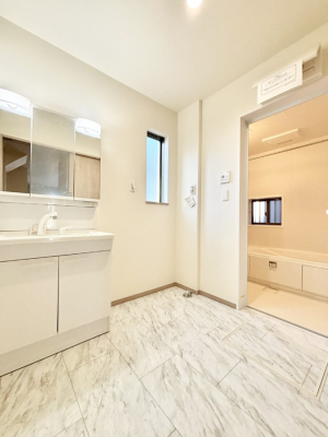 ���̑��@�g�x�x���X���[�Y�ɂ����Ȃ���E�ߏ�       �@ 