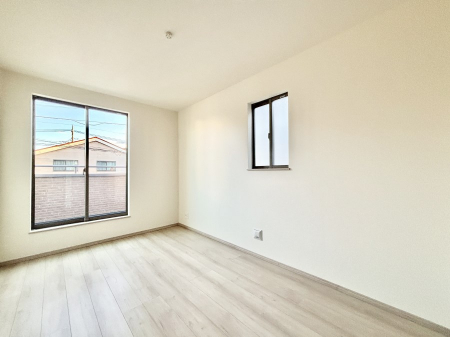 ���̑����ρ@�o���R�j�[���J�������v���X���Ă����m��   