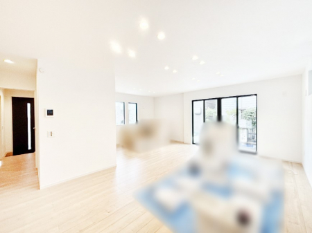 ���r���O�@���Ƒ������R�ƏW�܂�A���₩�ȏ΂����ŕ�܂��e���̋�ԂɂȂ肻���ł��ˁB