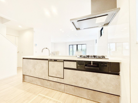 �L�b�`���@��Ƃ肠��L�b�`���X�y�[�X�ł�������H��̌�ЂÂ����X���[�Y�ɁI