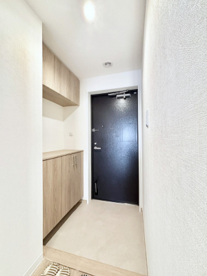 ���ց@���Ƒ��₨�q�l���C�����悭���o�}���ł��鉸�₩�ȕ��͋C�̌��ւł��B