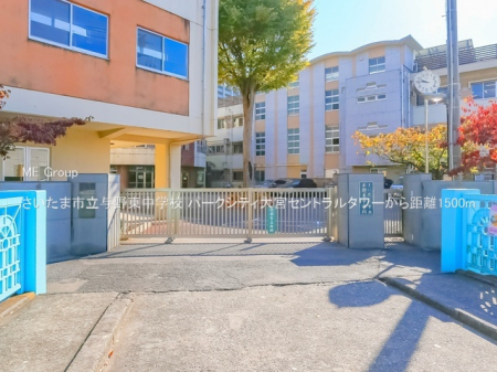 ���ӊ��@���w�Z 1500m �������܎s���^�쓌���w�Z