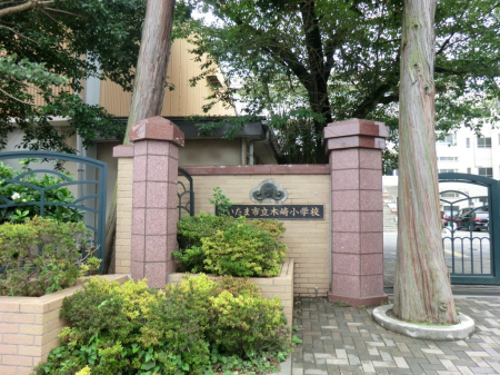 ���ӊ��@���w�Z 1100m �������܎s���؍菬�w�Z