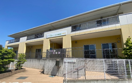 ���ӊ��@�c�t���E�ۈ牀 400m ���z�̎q ��J���ۈ牀