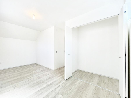 ���̑����ρ@�i�`�������ȃt���[�����O�͂ǂ�ȃC���e���A�ɂ��}�b�`�B  