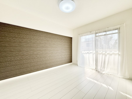 ���̑����ρ@�o���R�j�[���J�������v���X���Ă����m��