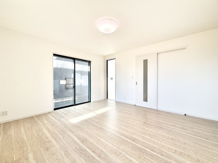 ���̑����ρ@�Ƒ������R�ƏW�܂�e���̃X�y�[�X�ɂȂ肻��    