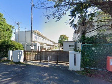 ���ӊ��@���w�Z 320m ��c�s���{�菬�w�Z