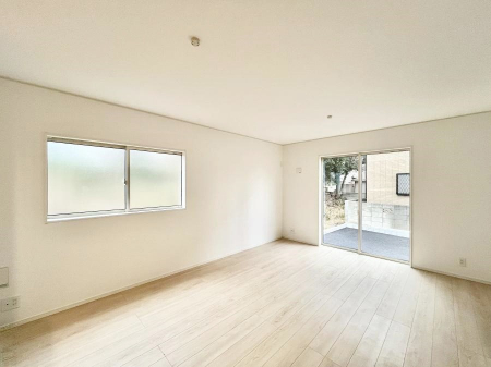 ���r���O�@�i�`�������e�C�X�g�̗D�����_�炩���F�g���̃t���[�����O���f�G�ȃ��r���O�ł��ˁB