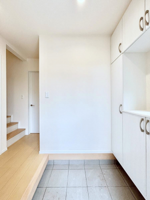 ���ց@�Ƒ��̋A��₨�q�l�������������}���錺��  