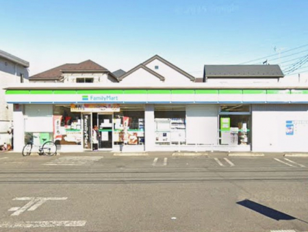 ���ӊ��@�R���r�j 400m �t�@�~���[�}�[�g�����ԏ�����񒚖ړX