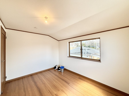 �Q���@�g���₷���`�Ńx�b�g��Ƌ�̒u�����ɂ����邱�Ƃ�����܂���B