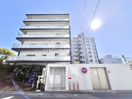 ���n�O�ώʐ^�@�����ɕ֗��Ȓn�ɐL�т₩�ȉƑ��̐������i��`���Z�܂�