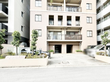 �G���g�����X�@�������������͋C�̃G���g�����X