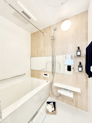 �����@����̔�������Ă���閾�邢�������̂���o�X���[��