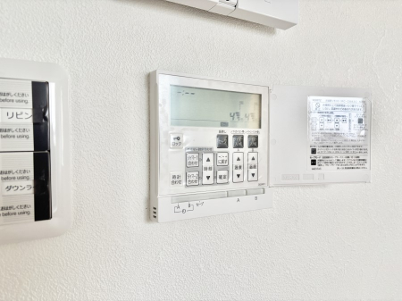 ���̑����ρ@���g�[�t���œ~���|�J�|�J�B���Ƒ��̌e���̃X�y�[�X�ɂȂ�܂��ˁB