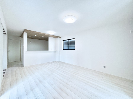 ���r���O�@16���̂k�c�j�͉Ƒ��݂�Ȃ̉��K��ԁI�Ƒ��̂Ȃ������������厖�ȃX�y�[�X�ł��B 