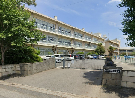 ���ӊ��@���w�Z 1300m �������܎s���{�����w�Z