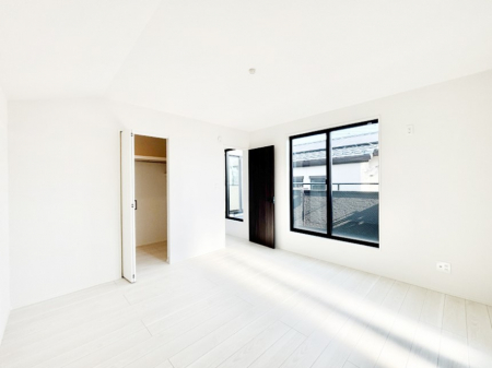 �Ԏ��}�i�̂P�ˌ��j�@�}�ʂƈقȂ�ꍇ�͌�����D��