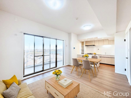 ���r���O�@�������������͋C�̂k�c�j�͉Ƒ��݂�Ȃ̉��K��ԁ@���Ƌ��CG�ł�