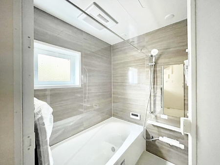 �����@����̔�������Ă���閾�邢�������̂���o�X���[��