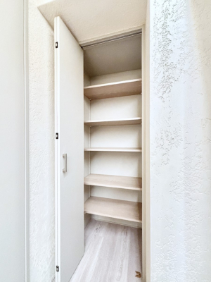 ���̑����ρ@�L�����[�B�|�������G�߂̏��������[���邱�Ƃ��ł��܂��B