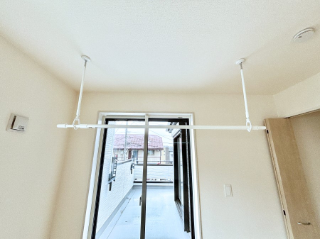 ���̑����ρ@�����������|�[���B�~�J��ԕ��̎����ɑ劈�􂵂܂��B  