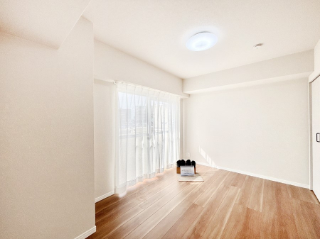 ���̑��@��Ƃ�̐��ʃX�y�[�X�Œ��̐g�x�x�����N���N