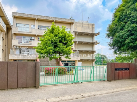 ���ӊ��@���w�Z 350m ���ˎs���勴���w�Z