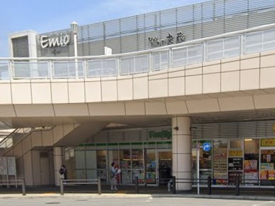 ���ӊ��@�V���b�s���O�Z���^�[ 1100m �G�~�I�ےJ