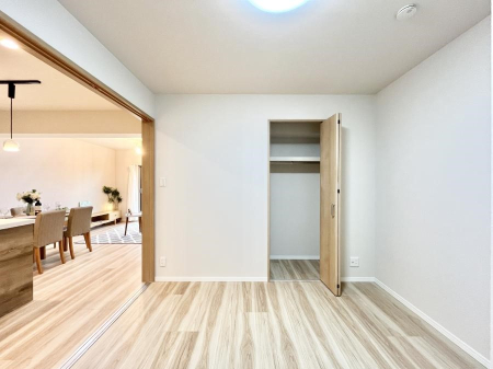 �q�������@���q���܂̂������Ƃ��Ă��I�ߗނ̐������ڂɕ֗��ȃN���[�[�b�g�t���̗m���B