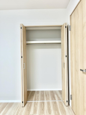 ���[�@�����Ղ�̎��[�X�y�[�X�ł��ł��Z��Ԃ��X�b�L���ۂĂ���