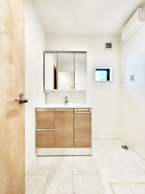 ���ʑ�E���ʏ��@���[�͂Ƌ@�\���ɗD�ꂽ���ʉ��ϑ�