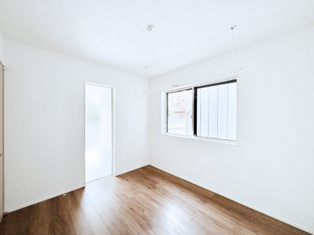 ���̑����ρ@1�K5.2���̔[�˂͋����Ƃ��Ă����p�ł��܂��B  