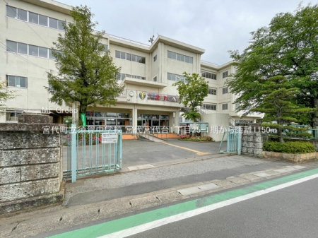 ���ӊ��@���w�Z 1150m �{�㒬���{�ꒆ�w�Z