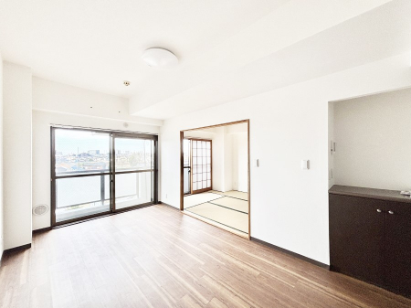 ���̑����ρ@�אڂ̘a�����J������΂���ɍL�X��Ԃ�