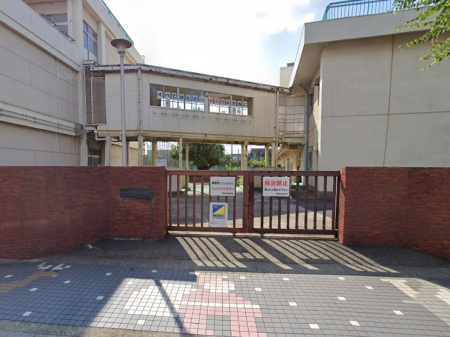 ���ӊ��@���w�Z 600m ����s���Ő����w�Z