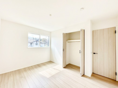 ���̑����ρ@�N���[�[�b�g�t���̂������ŃX�b�L���Ƃ�����Ԃł�����芰���܂��B