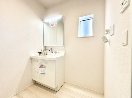 ���ʑ�E���ʏ��@���邢���ʏ��͖����̐g�x�x���y�����ł����Ⴂ�����ł��B