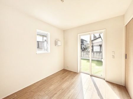 ���̑����ρ@�i�`�������ȃt���[�����O�͂ǂ�ȃC���e���A�ɂ��}�b�`�B  