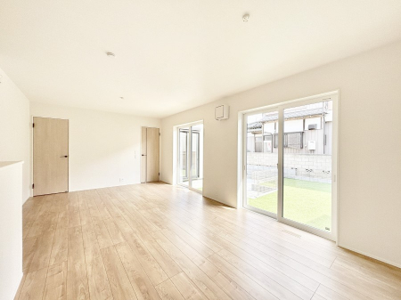 ���̑����ρ@���邢�z���������A�����̕��͋C�ɖ��������_�C�j���O�B   