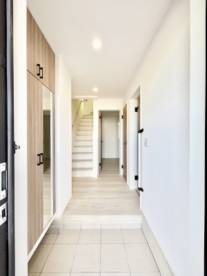 ���ց@�Ƒ��̋A��₨�q�l�������������}���錺��  �@