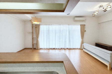 �L�b�`���@���������Ȃ���ł����Ƒ��Ƃ̉�b���y���߂�ΖʃL�b�`��