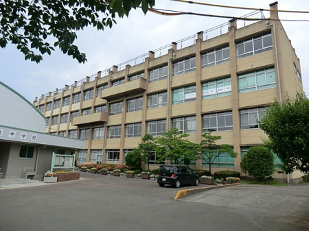 ���ӊ��@���w�Z 1700m ��z�s���哌���w�Z