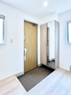 ���ց@�Ƒ��̋A��₨�q�l�������������}���錺��  