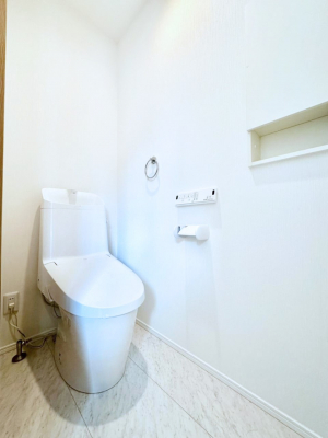 �g�C���@�E�H�V�����b�g�t���g�C����1�K��2�K���ꂼ��ɔz�u����Ă��ĂƂĂ��֗��ł��B 